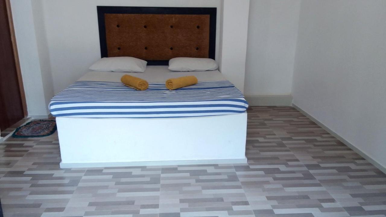 Big House Udawalawe Bed and Breakfast Εξωτερικό φωτογραφία