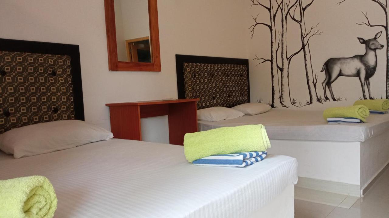 Big House Udawalawe Bed and Breakfast Εξωτερικό φωτογραφία